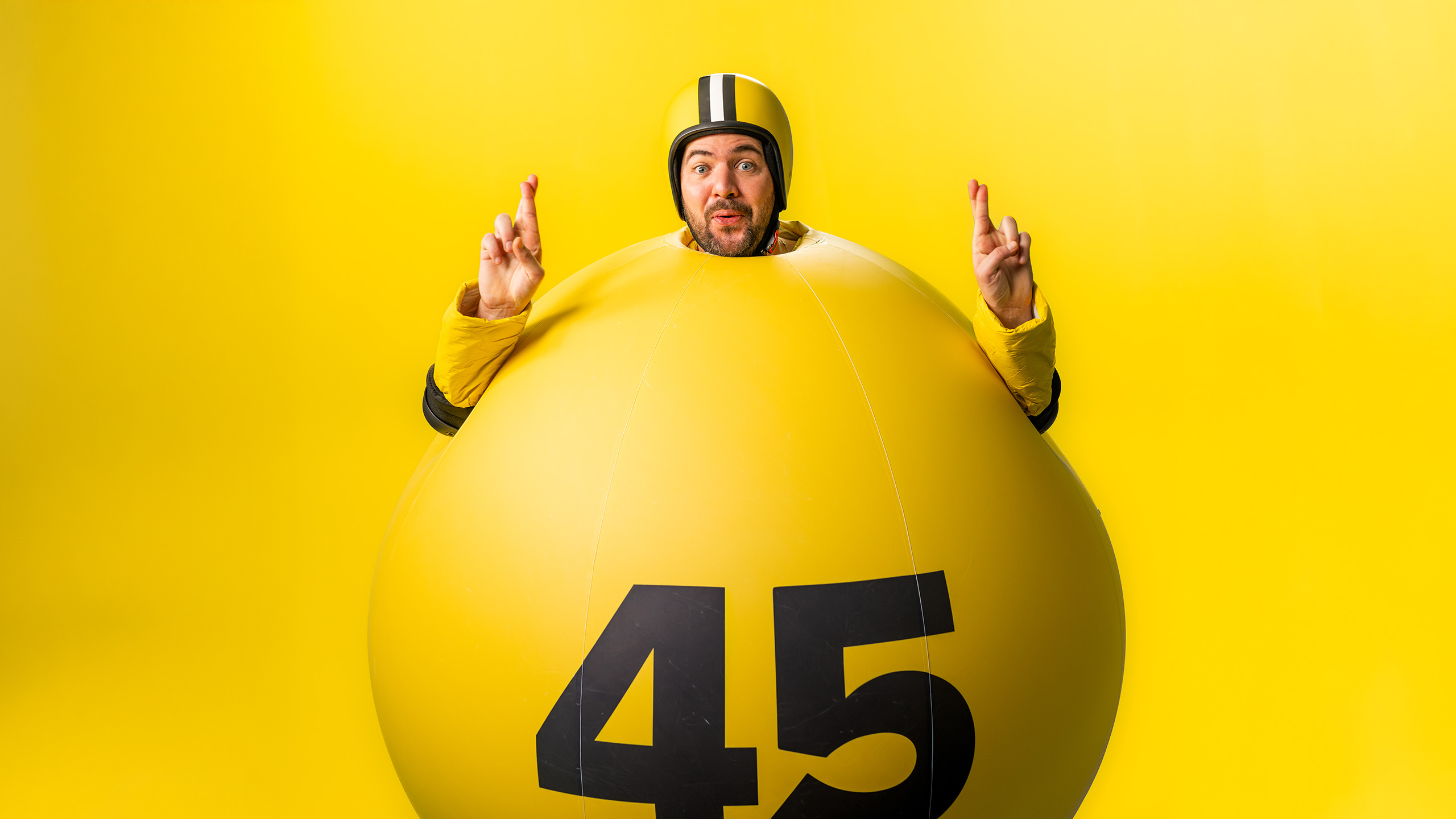 Lotto balman fingers crossed